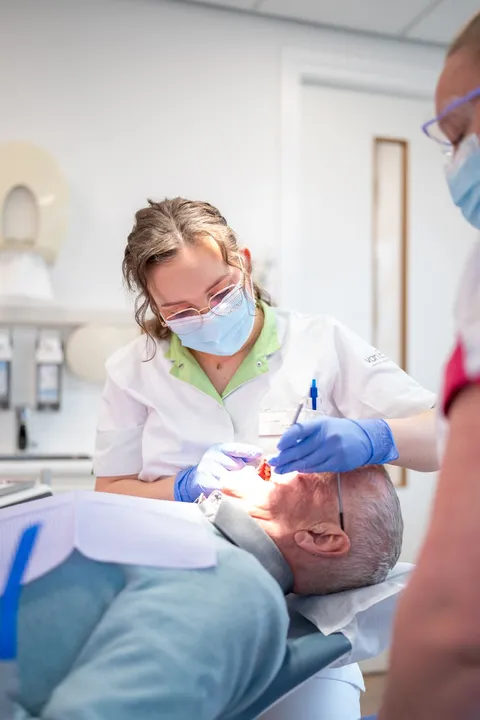 Mondhygiënist meet de tandvleespockets